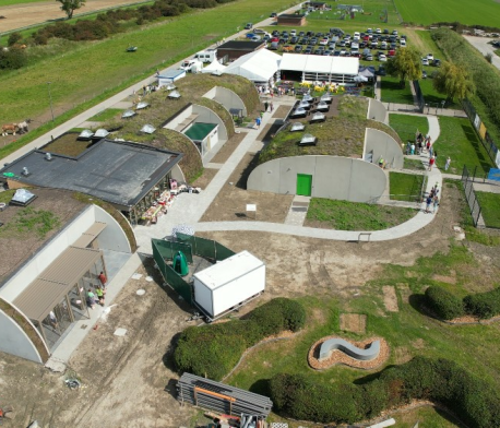 Dierenasiel vanuit de lucht